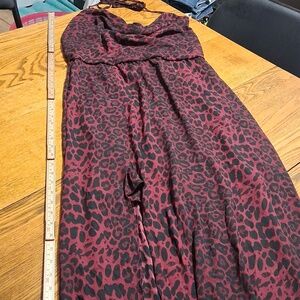 DRESS THE POPULATION Women Medium MAXI DRESS BURGUNDY Animal Print ?